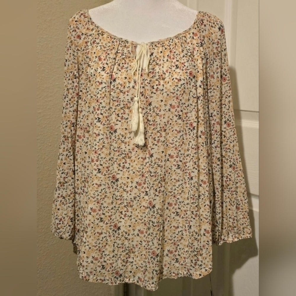 BCX Juniors Floral Print Peasant Top Boho Shirt NWT Size‎ XL
